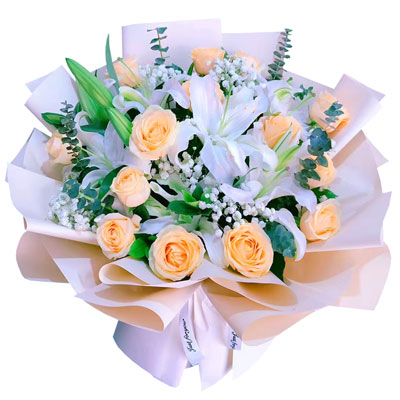 赤峰16朵香槟玫瑰2支百合，爱的温暖和幸福